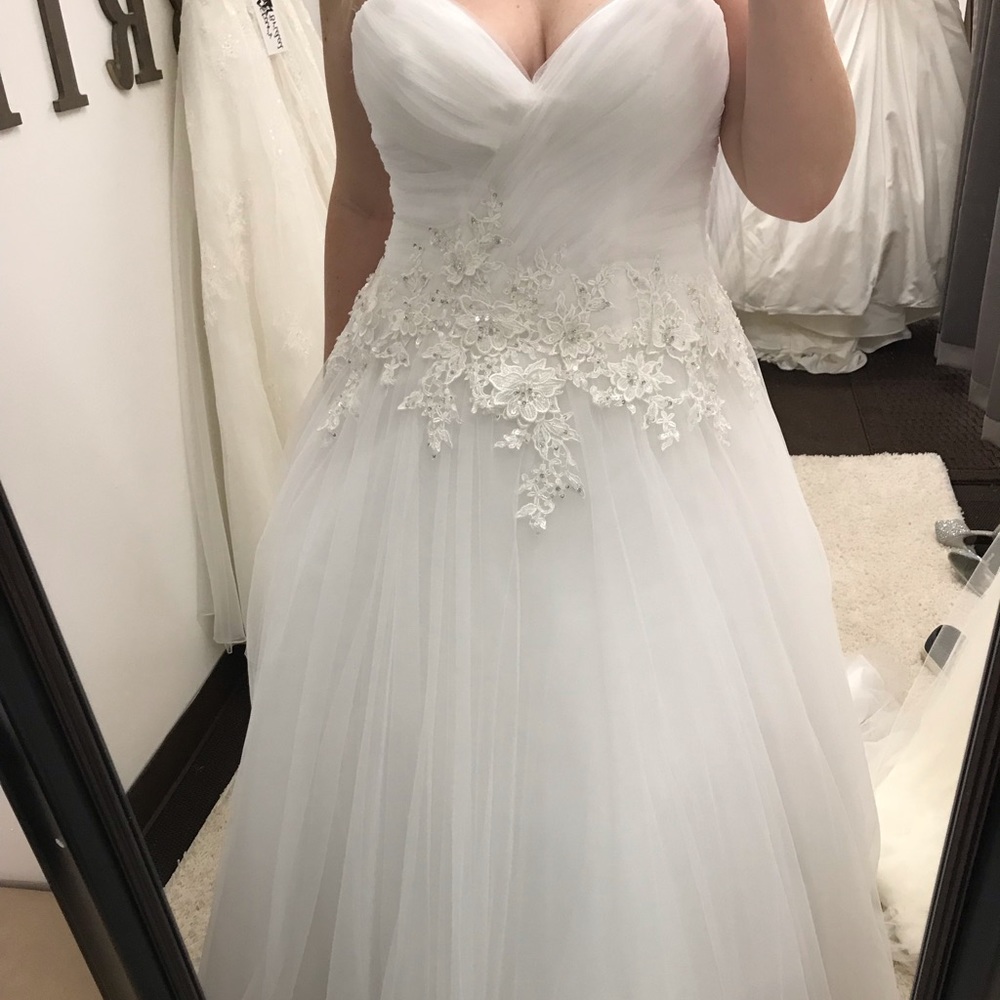 Brand new with tags wedding dress